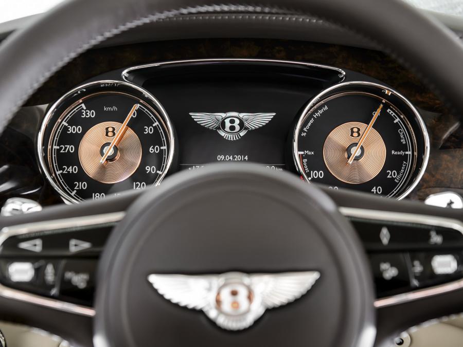 Панель приборов Bentley Hybrid Concept 2014 года  (фото 11 из 13)